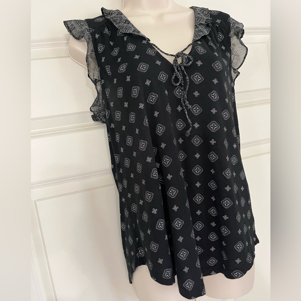 Lucky Brand Mixed Media Black & White Flutter Sleeve Blouse Size Medium - Picture 6 of 15